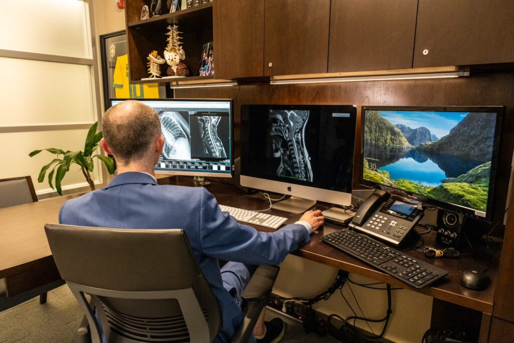 Dr. Anderson 01 Neurosurgeons of New Jersey